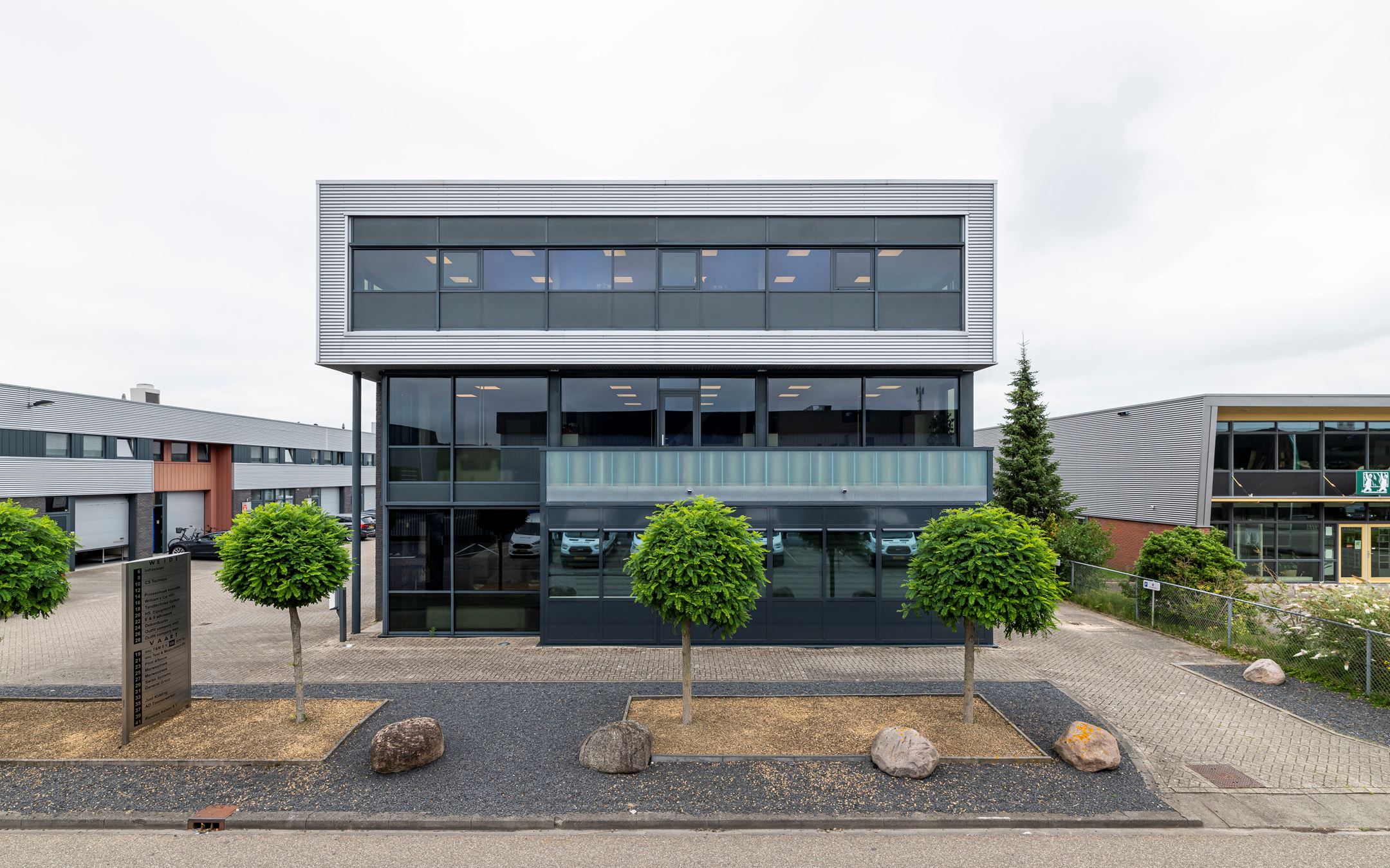 United Quality Contact